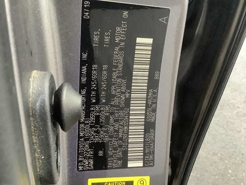 Used 2019 Toyota Highlander XLE AWD/4WD image 21