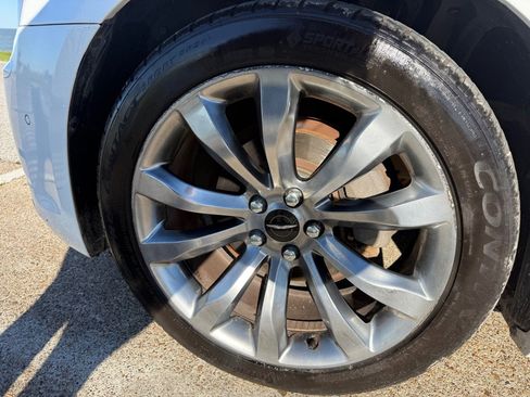 Used 2014 Chrysler 300 S RWD image 23