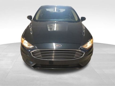 Used 2020 Ford Fusion SE image 22