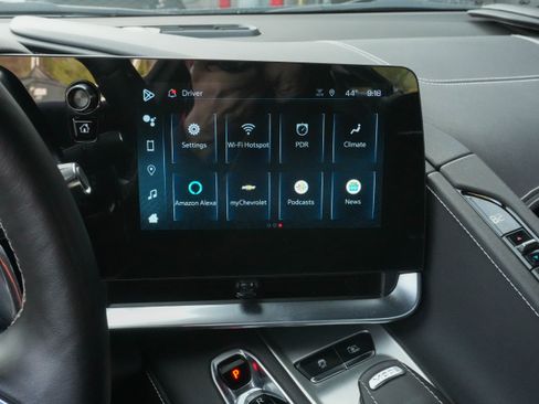 Used 2024 Chevrolet Corvette Stingray Preferred Cpe w/ Z51 Performance Package image 23