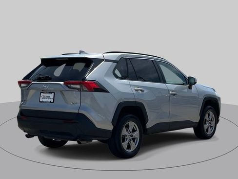 Used 2023 Toyota RAV4 XLE FWD image 4