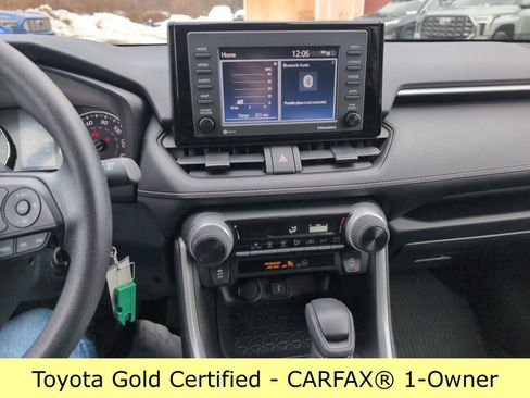 Certified 2022 Toyota RAV4 LE image 20