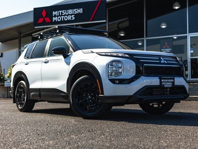 New 2025 Mitsubishi Outlander Trail Edition