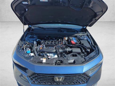 Certified 2025 Honda Accord SE image 19