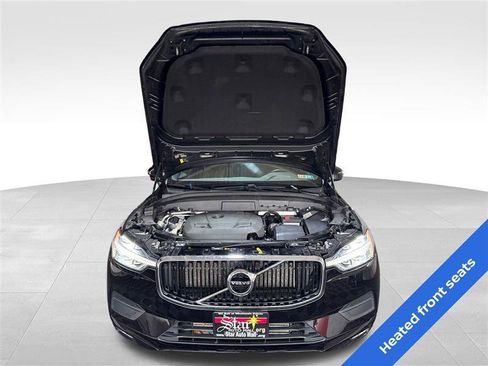 Used 2021 Volvo XC60 T5 Momentum AWD/4WD image 11