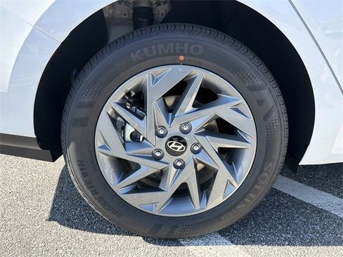 New 2026 Hyundai Elantra Blue image 17