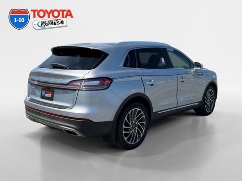 Used 2020 Lincoln Nautilus Reserve FWD image 5