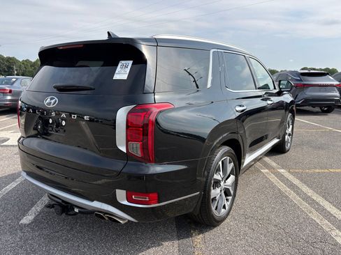 Used 2022 Hyundai Palisade Limited FWD image 4