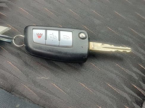 Used 2017 Nissan Rogue S AWD/4WD image 35