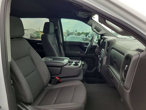 Certified 2022 Chevrolet Silverado 1500 Custom RWD image 27
