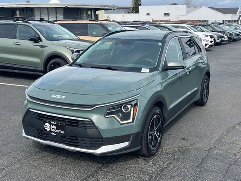 Certified 2023 Kia Niro EX FWD image 3