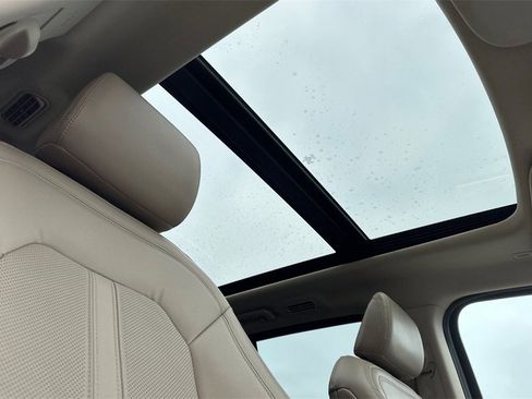 Used 2023 Ford Expedition Max Limited image 17