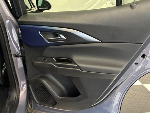 New 2026 Chevrolet Equinox EV LT FWD image 26
