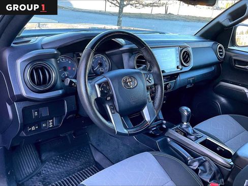 Used 2023 Toyota Tacoma TRD Off-Road image 18