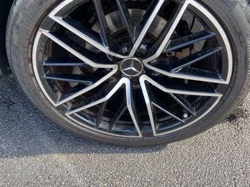Used 2022 Mercedes-Benz GLC 43 AMG 4MATIC image 4