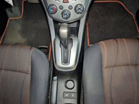 Used 2015 Chevrolet Sonic LT FWD image 35