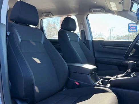Used 2023 Honda CR-V LX image 14