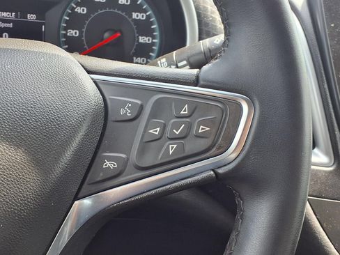 Used 2025 Chevrolet Malibu RS FWD image 16