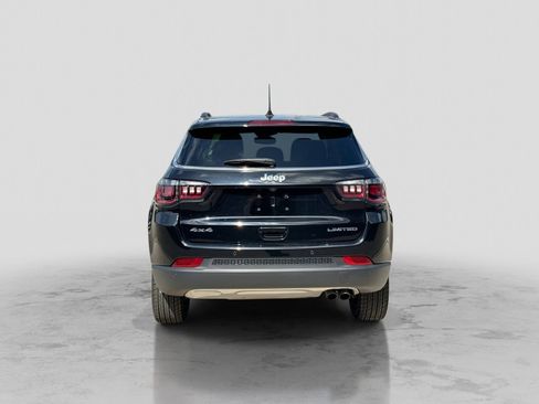 Used 2021 Jeep Compass Limited AWD/4WD image 7