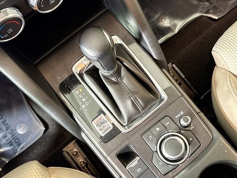 Used 2016 MAZDA CX-5 Touring image 16
