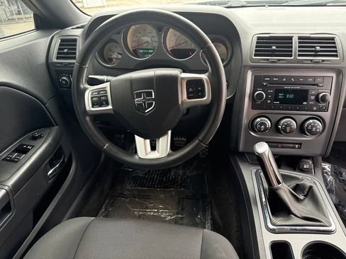 Used 2012 Dodge Challenger R/T RWD image 22
