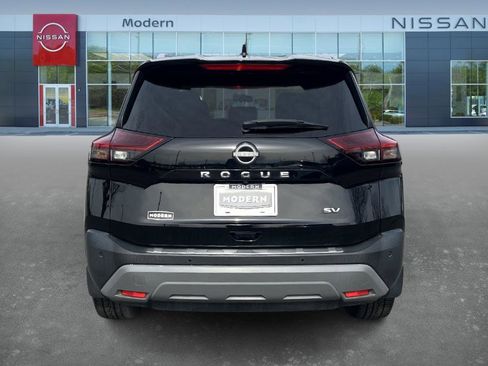 Certified 2023 Nissan Rogue SV w/ SV Premium Package image 6