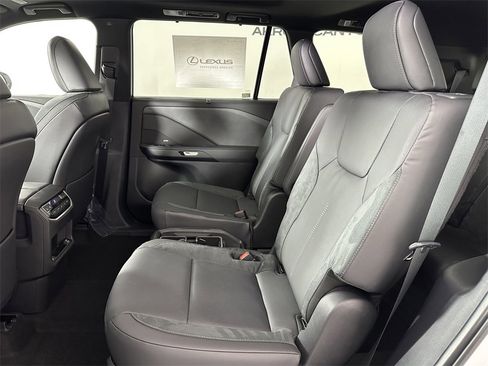 New 2026 Lexus TX 350 AWD image 17