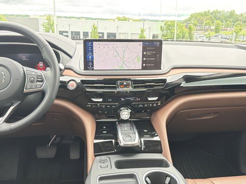 Certified 2026 Acura MDX FWD w/ Technology Package image 30