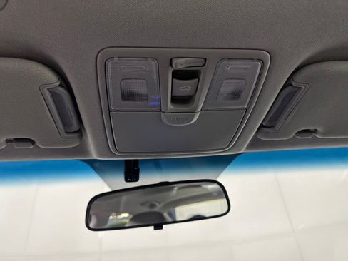 Used 2013 Hyundai Elantra Limited w/ Technology Pkg image 24