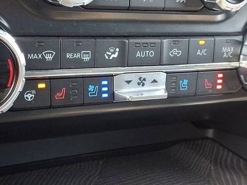 Used 2022 Ford F150 Platinum w/ Equipment Group 701A High AWD/4WD image 27