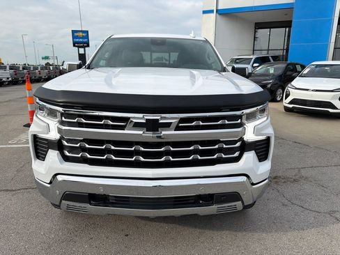 Used 2022 Chevrolet Silverado 1500 LTZ w/ Technology Package AWD/4WD image 8