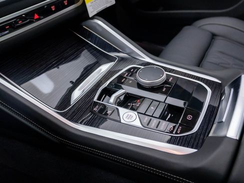 New 2026 BMW X6 xDrive40i AWD/4WD image 13