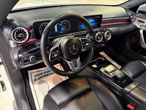 Used 2020 Mercedes-Benz CLA 250 w/ Premium Package image 25
