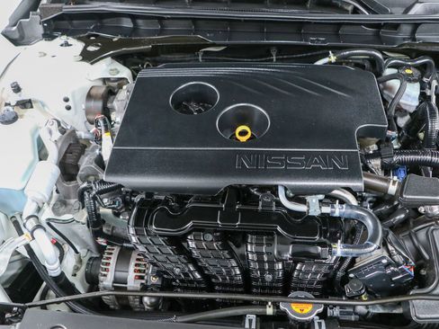 Used 2020 Nissan Altima 2.5 SR FWD image 28