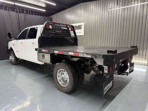 Used 2021 RAM 3500 Laramie AWD/4WD image 4