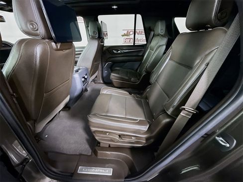 Used 2021 GMC Yukon Denali image 29