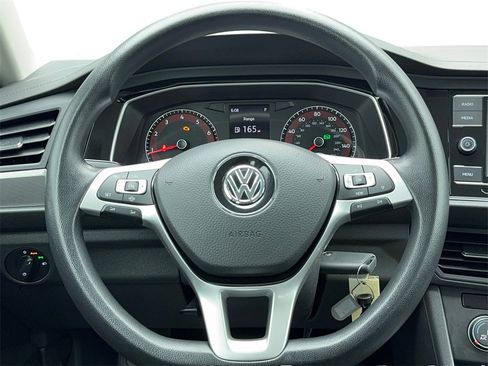 Used 2020 Volkswagen Jetta S image 18