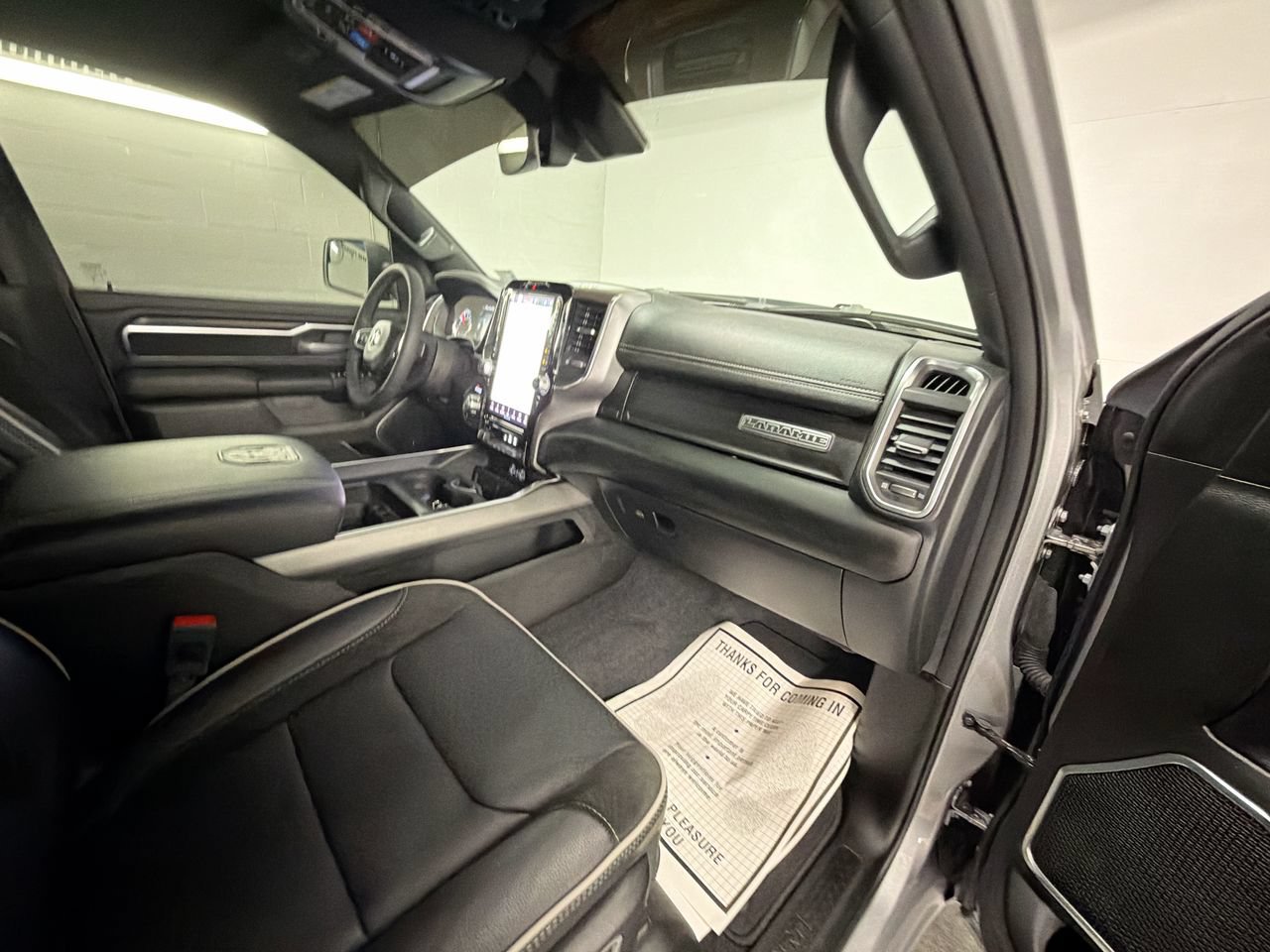 Used 2025 RAM 1500 Laramie w/ Sport Appearance Package AWD/4WD image 27