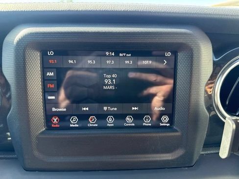Certified 2021 Jeep Wrangler Unlimited Sahara AWD/4WD image 17