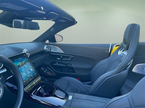 Used 2022 Mercedes-Benz SL 63 AMG 4MATIC w/ AMG Aerodynamic Package image 22