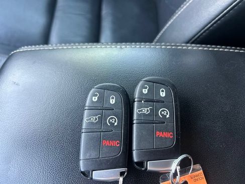 Used 2015 Jeep Grand Cherokee Limited AWD/4WD image 15