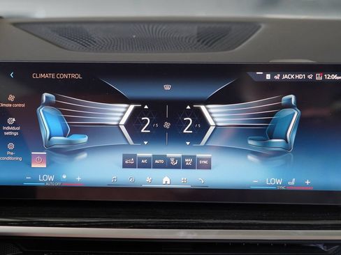 New 2027 BMW X7 xDrive40i w/ Executive Package AWD/4WD image 17