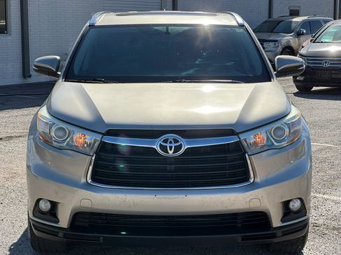 Used 2015 Toyota Highlander XLE image 10