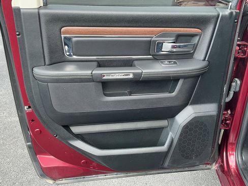 Used 2017 RAM 1500 Laramie w/ Convenience Group image 24