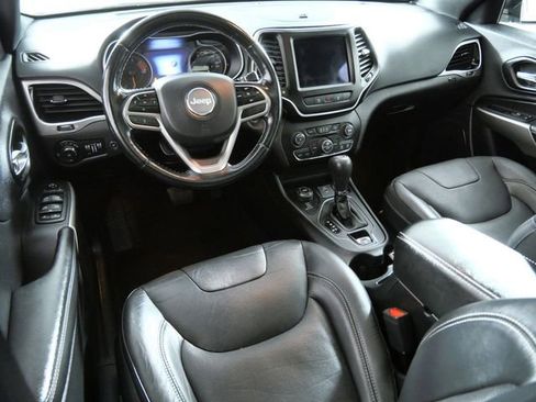 Used 2021 Jeep Cherokee Latitude Lux 80th Anniv w/ Quick Order Package 26U 80TH AWD/4WD image 4