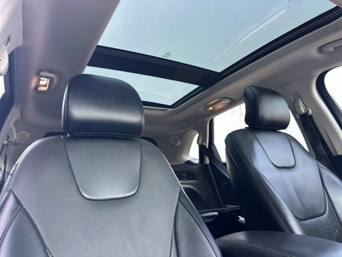 Used 2016 Ford Edge Titanium w/ Equipment Group 302A AWD/4WD image 16