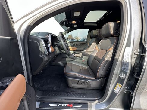 Used 2024 GMC Canyon AT4 w/ AT4 Premium Package image 2