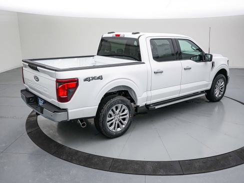 New 2026 Ford F150 XLT w/ XLT Chrome Appearance Package image 4