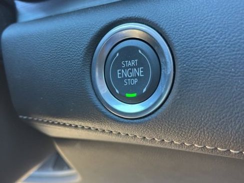 Used 2024 Cadillac Escalade ESV Sport w/ Touring Package image 25