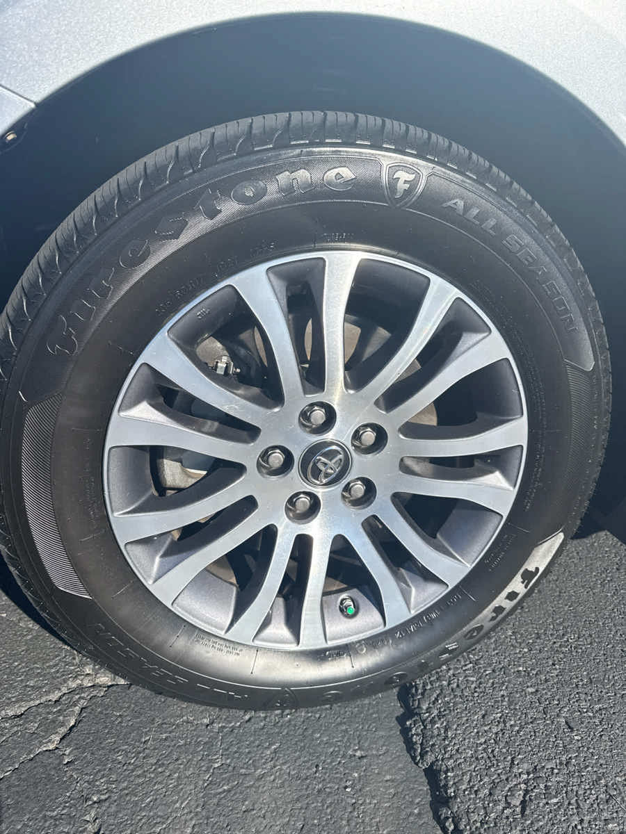 Used 2018 Toyota Sienna XLE w/ XLE Navigation Package FWD image 13